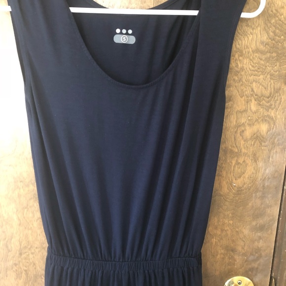 Three Dots Maxi Dress - Picture 6 of 8